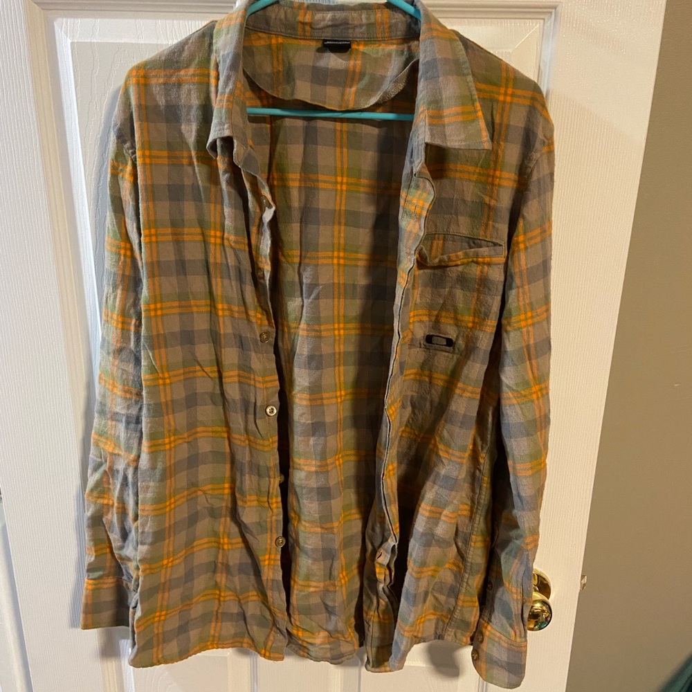 Oakley button up
